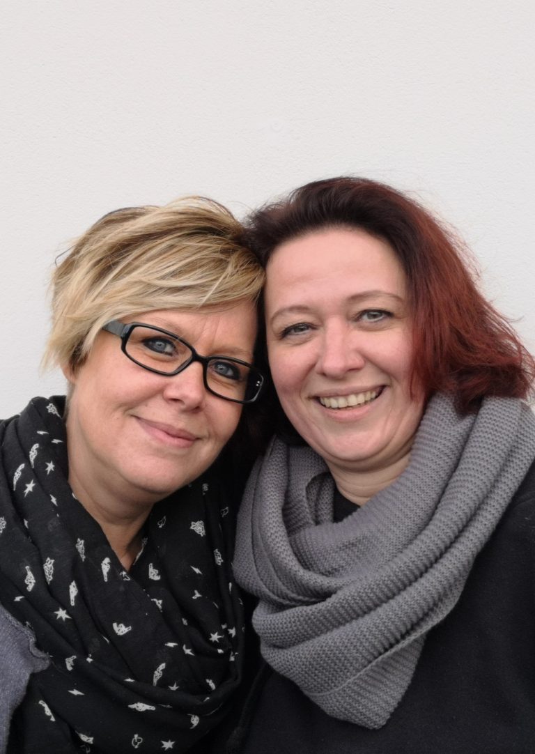Erstes kennenlernen hund und katze